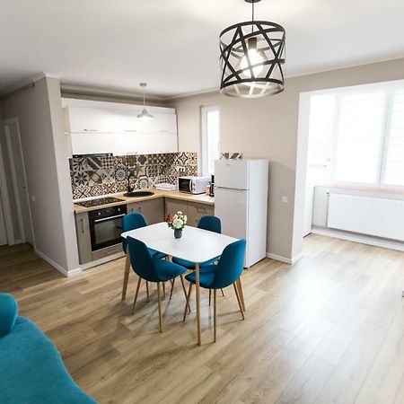 Sunshine Apartament Târgu-Mureş Exteriör bild