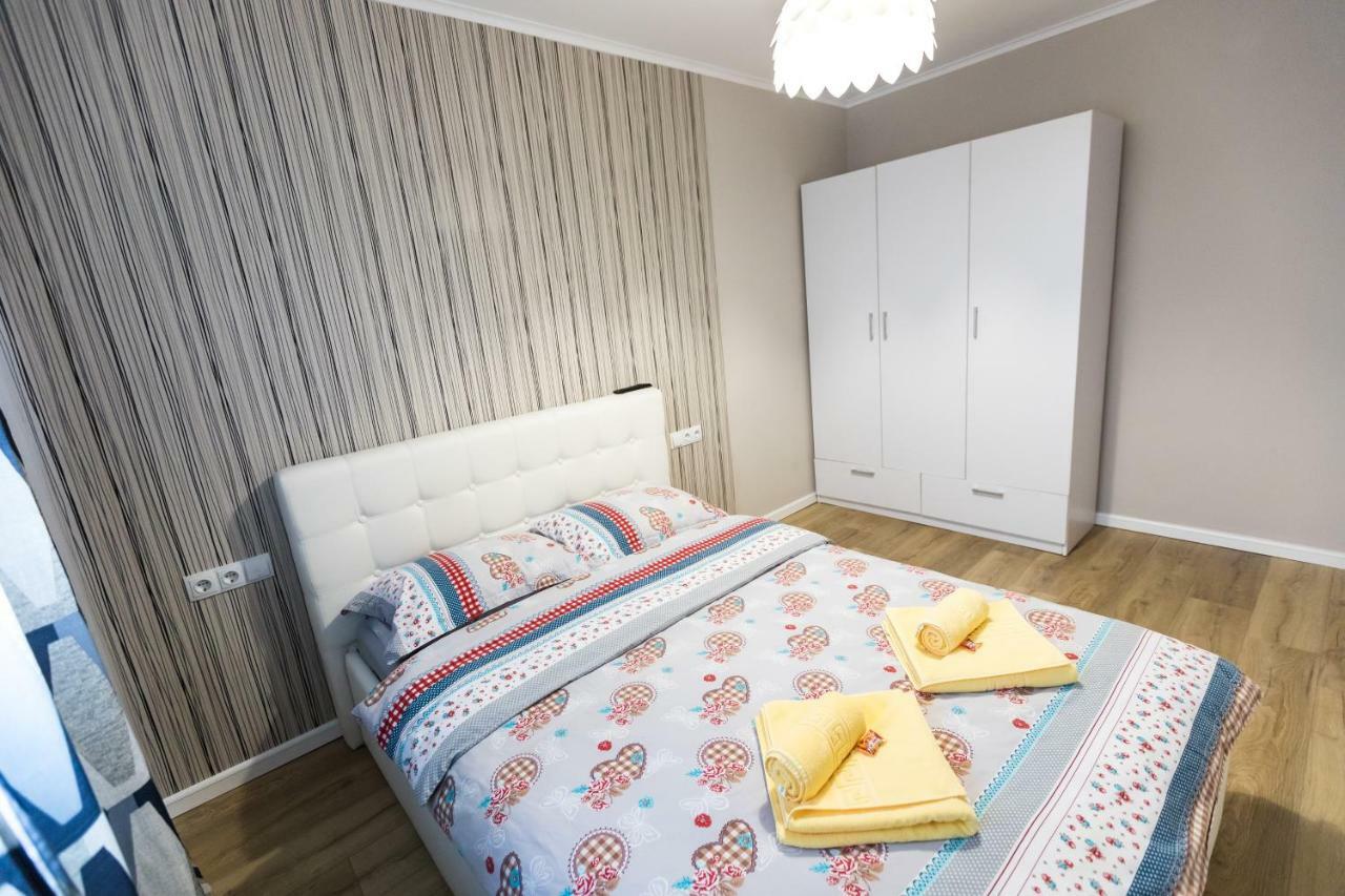 Sunshine Apartament Târgu-Mureş Exteriör bild
